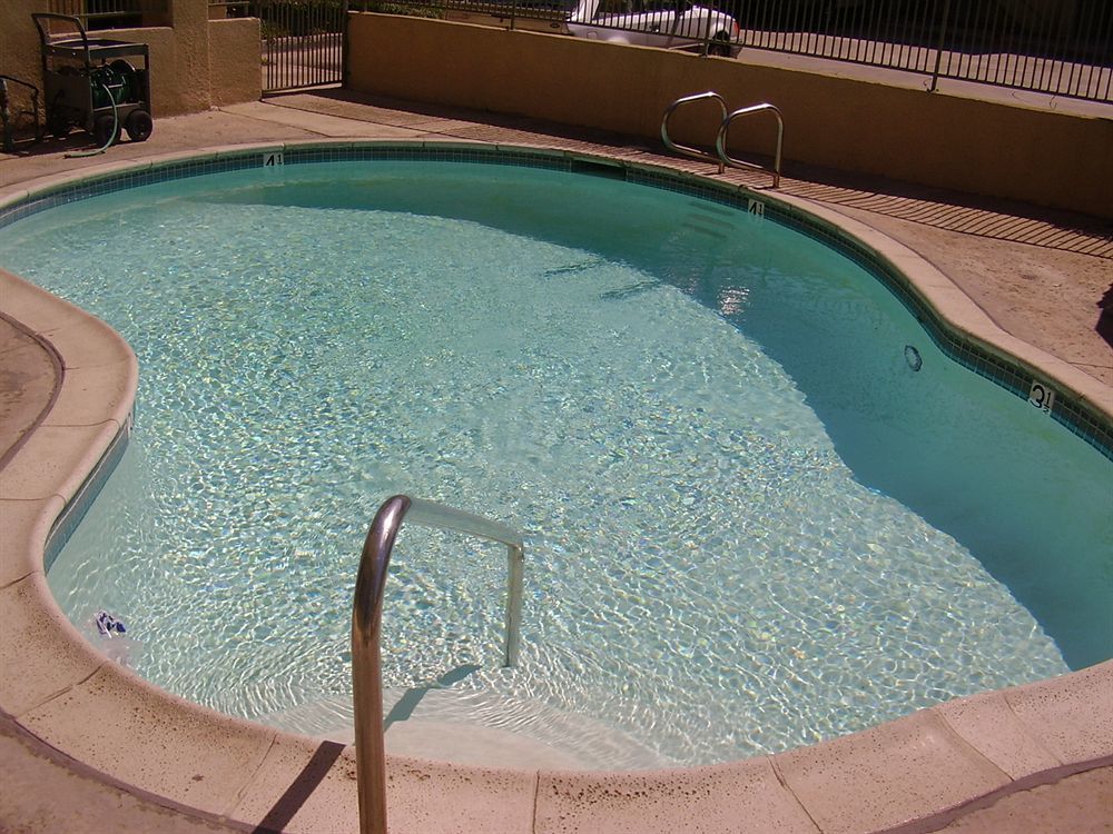 Motel Claremont Lodge 2*